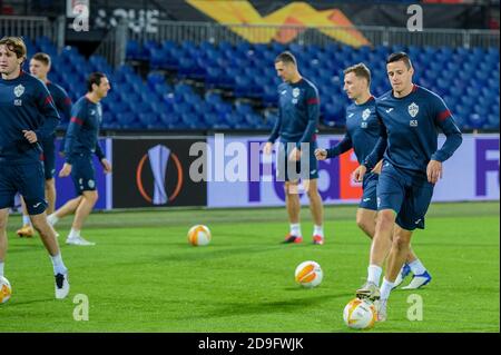 ROTTERDAM, PAYS-BAS - NOVEMBRE 05 : vue générale de la formation du CSKA Moskou à de Kuip lors d'une session de formation avant le match de l'UEFA Europa League entre Feyenoord et CSKA Moscou le 22 octobre 2020 à Rotterdam, pays-Bas (photo de Yannick Verhoeven/Orange Pictures) Banque D'Images