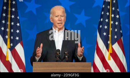 Wilmington, Delaware, États-Unis. 05ème novembre 2020. Dans cette image du fil vidéo de la campagne de Biden, l'ancien vice-président des États-Unis Joe Biden, le candidat du Parti démocrate 2020 pour le président des États-Unis, fait des remarques sur le nombre de votes continus dans plusieurs États, du Queen Theatre de Wilmington, Delaware, le jeudi 5 novembre 2020.Credit: Campagne de Biden via CNP /MediaPunch crédit: MediaPunch Inc/Alamy Live News Banque D'Images