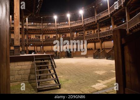 Rome, Italie. 05ème novembre 2020. Vue du Globe Theatre de Rome (photo de Matteo Nardone/Pacific Press) Credit: Pacific Press Media production Corp./Alay Live News Banque D'Images