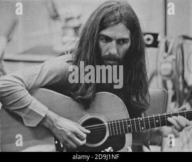 Portrait de George Harrison donné aux membres du club de fans des beatles. Banque D'Images