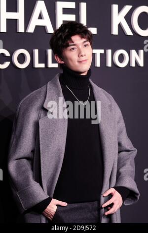 L'acteur chinois Wu Lei ou Leo Wu assiste à l'événement commercial de Michael Kors, une marque de mode à Shanghai, en Chine, le 15 octobre 2020. Banque D'Images