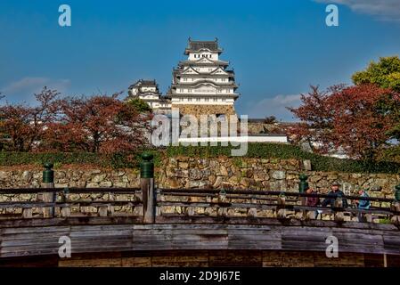 Le château Himeji appelé le château d'Egret blanc ou le château d'Héron blanc, Himeji, Japon. Patrimoine mondial de l'UNESCO. Banque D'Images