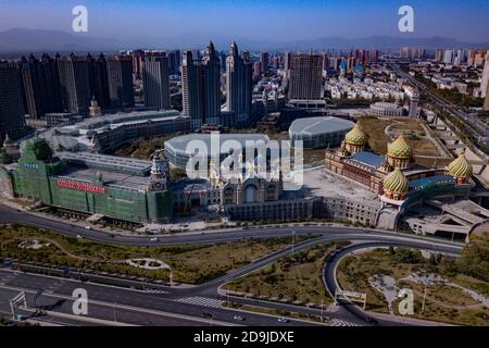 Paysage du château international de Xiangyun dans le coin sud-ouest du deuxième périphérique sud de la rue Zhonghua, quartier Qiaoxi, Shijiazhuang cit Banque D'Images