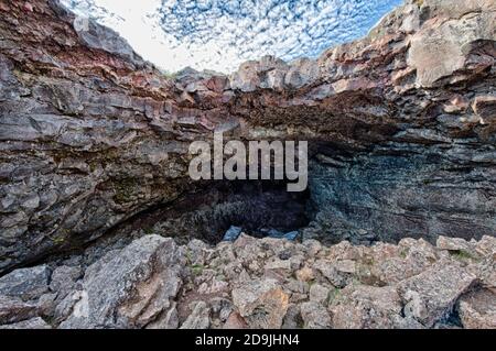 Les grottes de Surthellir sont des tunnels créés par l'activité volcanique, en Islande Banque D'Images