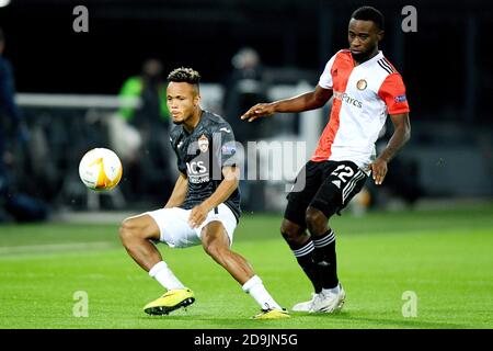 Chidera Ejuke de CSKA Moskva, Lutspartal Geertruida de Feyenoord lors de l'UEFA Europa League, Group Stage, match de football du Groupe K entre Feyenoord P Banque D'Images