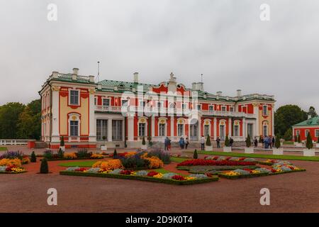 Ancien château présidentiel dans le jardin de Kadriorg, Tallinn, Estonie Banque D'Images