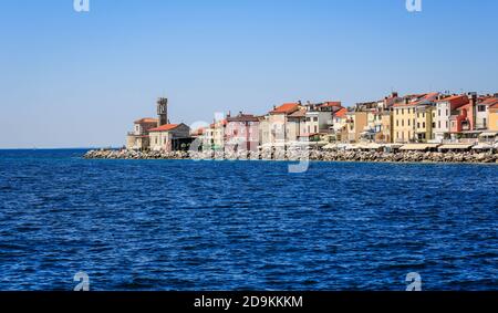 Piran, Istrie, Slovénie - la ville portuaire de Piran sur la Méditerranée. Banque D'Images