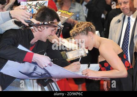 Scarlett Johansson participe à la première européenne de Marvel Avengers Assemble, vue Westfield, Londres. 19 avril 2012 © Paul Treadway Banque D'Images