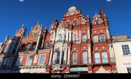 Ipswich, Suffolk, Royaume-Uni - 6 novembre 2020 : un morceau spectaculaire d'architecture dans le centre-ville de Cornhill qui est la maison de la banque Lloyds. Banque D'Images