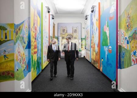 KIEV, UKRAINE - 24 août 2017 : rencontre du président ukrainien Petro Porochenko et du secrétaire américain à la Défense James Mattis. Banque D'Images