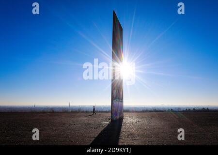 Essen, région de la Ruhr, Rhénanie-du-Nord-Westphalie, Allemagne, Halde Schurenbach avec la sculpture de Bramme pour la région de la Ruhr de Richard Serra Banque D'Images