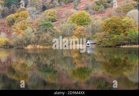 Automne à Rydal Water Banque D'Images