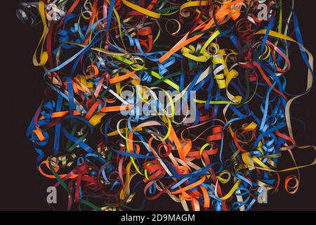 banderoles en plastique à spirales multicolores, vue rapprochée Banque D'Images