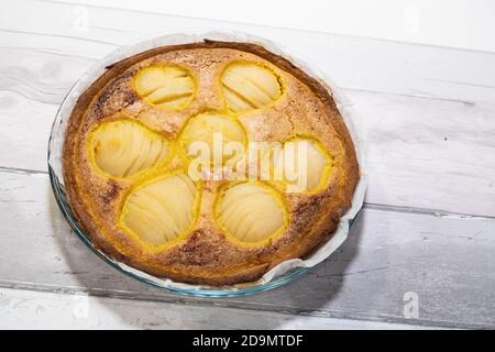 tarte aux poires appétissante faite à la maison à l'ancienne En France Banque D'Images