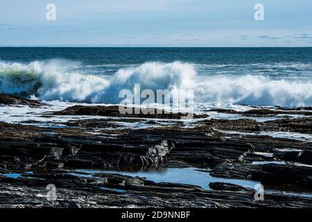 Surf sur l'océan à Cape Elizabeth, Maine. #8460 Banque D'Images