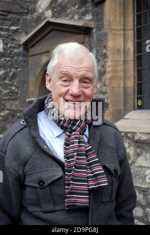 Richard Kimber Franklin, AKA Richard Franklin, télévision anglaise, film, acteur de théâtre, écrivain, réalisateur et activiste politique, connu pour le Dr Who, Docteur Who. Banque D'Images