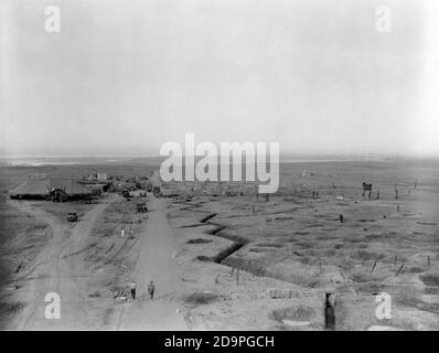 Tranchées et emplacement de No Man's Land à l'Irvine Ranch Laguna Beach près de Balboa Californie pendant le tournage de TOUT LE CALME SUR LE front de l'WESTERN 1930 réalisateur LEWIS MILESTONE Novel Erich Maria Remarque producteur Carl Laemmle Jr Universal Pictures Banque D'Images