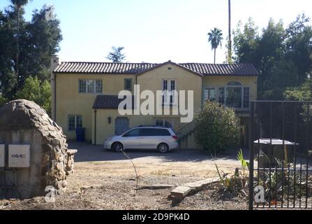 Altadena, Californie, États-Unis 4 novembre 2020 UNE vue générale de l'atmosphère de Beverly Hills 90210 Walsh House lieu de tournage au 1676 E. Altadena Drive le 4 novembre 2020 à Altadena, Californie, États-Unis. Photo par Barry King/Alay stock photo Banque D'Images