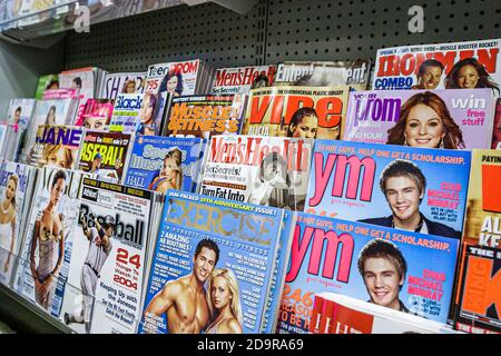 Miami Beach Florida, CVS pharmacie magazines grand public, vente d'étalage, Banque D'Images