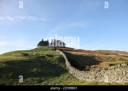 L'ancien Tumulus Hilltop de Kirkcarrion, Lunedale, Teesdale, comté de Durham, Royaume-Uni Banque D'Images