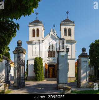 Chapelle mortuaire du cimetière luthérien évangélique construit dans le style Art Nouveau en 1905, Sopron, Hongrie Banque D'Images