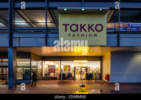 Succursale de Takko à Cuxhaven, Allemagne. Banque D'Images