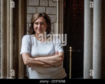 Ada Colau, militante et politicienne qui est actuellement maire de Barcelone. Banque D'Images