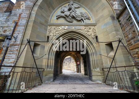 Porte de l'aigle au château de Hohenzollern. Bisingen, Allemagne Banque D'Images