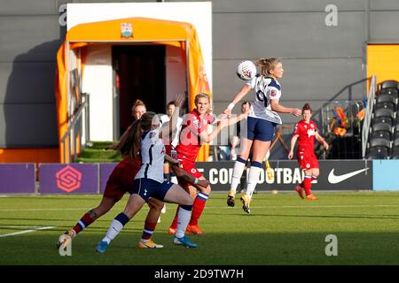 Londres, Royaume-Uni. 07th nov. 2020. Rianna Dean de Spurs femmes remportant une affiche supérieure lors de la FAWSL, match à huis clos entre Tottenham Hotspur Women et Reading Women au Hive, Londres, Angleterre, le 7 novembre 2020. Photo de Carlton Myrie/Prime Media Images. Crédit : Prime Media Images/Alamy Live News Banque D'Images