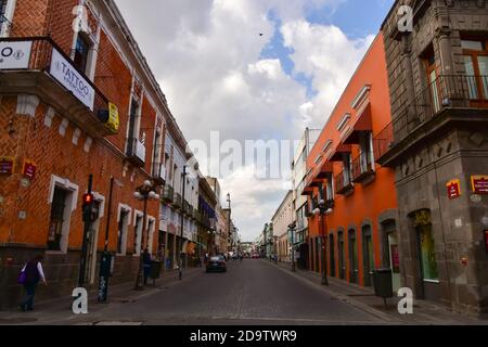 Puebla est la capitale et la plus grande ville de l'État de Puebla, au Mexique, et la deuxième plus grande ville du Mexique colonial et le plus riche diocèse catholique Banque D'Images