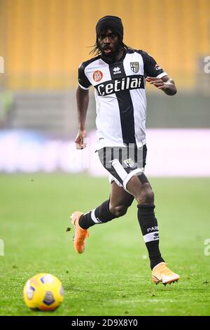 Parme, Italie - 07 novembre 2020 : Gervais Lombe Yao Kouassi de Parme Calcio en action pendant la série UN match de football entre Parme Calcio et ACF Fiorentina. Le match s'est terminé par 0-0 ficelage. Credit: Nicolò Campo/Alay Live News Banque D'Images