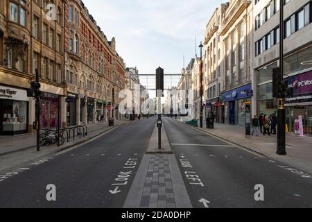 Une rue Oxford très vide lors du second confinement national, Londres, 7 novembre 2020 Banque D'Images