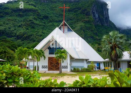 Église Saint-Pierre Celestin à Vaitape Bora Bora Polynésie française Banque D'Images