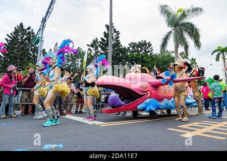 Taipei, 18 octobre 2013 - Rio Carnival style Dream Parade à Taïwan Banque D'Images