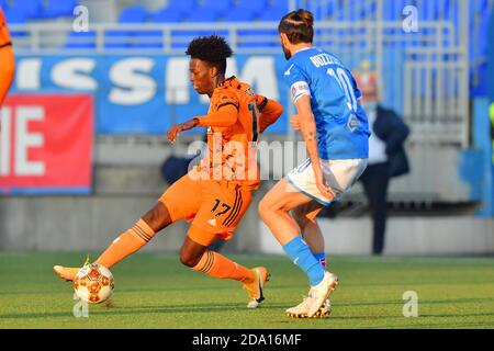 Novara, Italie. 08e novembre 2020. Lors du match de la série italienne C entre Novara Calcio 1908 et FC juventus U23 Cristiano Mazzi/SPP crédit: SPP Sport Press photo. /Alamy Live News Banque D'Images