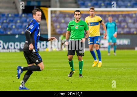 Brondby, Danemark. 08 novembre 2020. Arbitre Sandi Putros vu pendant le 3F Superliga match entre Broendby IF et Odense Boldklub au stade Brondby. (Crédit photo : Gonzales photo/Alamy Live News Banque D'Images