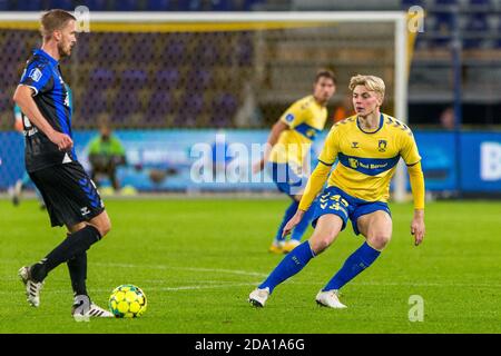 Brondby, Danemark. 08 novembre 2020. Tobias Borkeeiet (42) de Broendby SI vu pendant le match 3F Superliga entre Broendby IF et Odense Boldklub au stade Brondby. (Crédit photo : Gonzales photo/Alamy Live News Banque D'Images