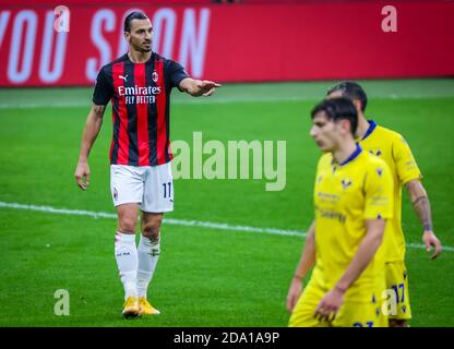 Zlatan Ibrahimovic de l'AC Milan pendant la série UN match de 2020/21 entre l'AC Milan contre Hellas Vérone au stade San Siro, Milan, Italie le 08 novembre 2020 - photo FCI/Fabrizio Carabelli photo LM/Fabrizio Carabelli Banque D'Images