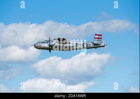 Sanford, Floride – 31 octobre 2020 : B17 bombardier Panchito dans les airs au Lockheed Martin Space and Air Show à Sanford, Floride, le 31 octobre 2020. Banque D'Images