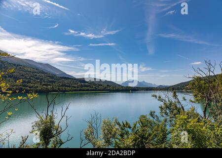 Laffrey, Isère, France (près de Grenoble) - Lac de Laffrey Banque D'Images