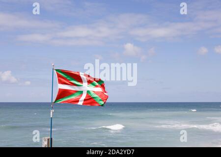 Bidart, pays Basque, France - le drapeau du pays Basque Banque D'Images