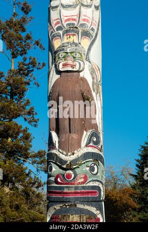 Le Totem Pole à Virginia Water, une partie du Windsor Great Park, Angleterre, Royaume-Uni Banque D'Images