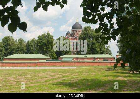 Couvent Spaso-Borodino sur le terrain de la bataille de Borodino Banque D'Images