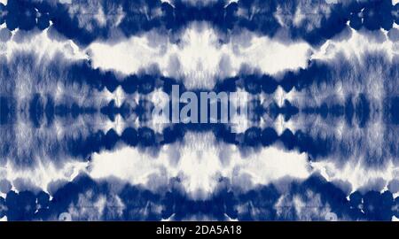 Sans couture indigo sale art arrière-plan de l'art abstrait. Art contemporain. Motif teint par nouage tendance. Aquarelle abstraite papier peint artistique. Style grunge. Po Banque D'Images