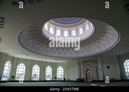 Mosquée blanche à Tachkent. La partie interne. Intérieur Banque D'Images