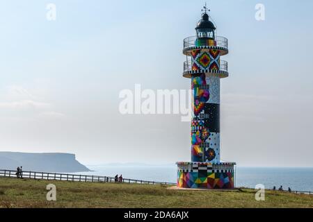 Phare du cap Ajo, mer Cantabrique, Cantabrie, Espagne Banque D'Images