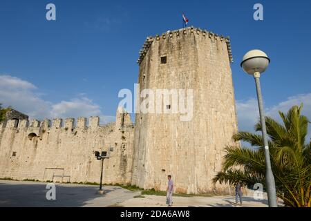 Forteresse du château de Kamerlengo, construite par la République de Venise. Un des endroits les plus visités en Croatie. Banque D'Images