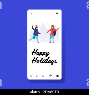 enfants dans les masques lancer des boules de neige petits garçons ayant le plaisir d'hiver loisirs et activités en plein air coronavirus quarantaine concept smartphone écran mobile illustration vectorielle pleine longueur de l'application Illustration de Vecteur
