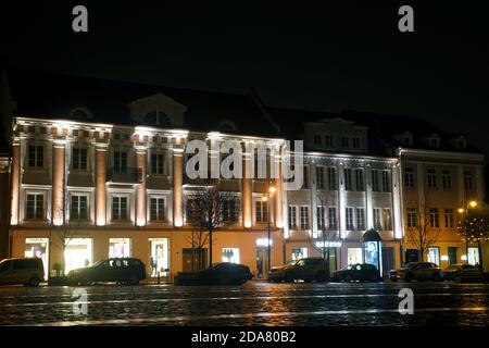 Les bâtiments de la place de l'Hôtel de ville à Vilnius, Lituanie Banque D'Images