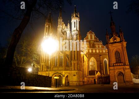 Église Sainte-Anne à Vilnius, Lituanie Banque D'Images